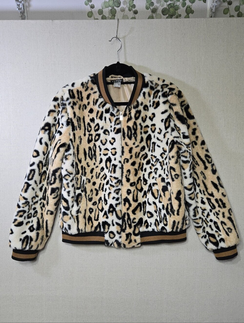 VENUS Leopard-Print Faux Fur Bomber Jacket - Tan/Black/White